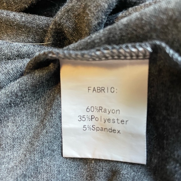 NWOT women’s 2Xl long sleeve shirt with front pocket - Picture 4 of 4